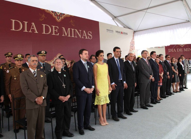 DIA DE MINAS